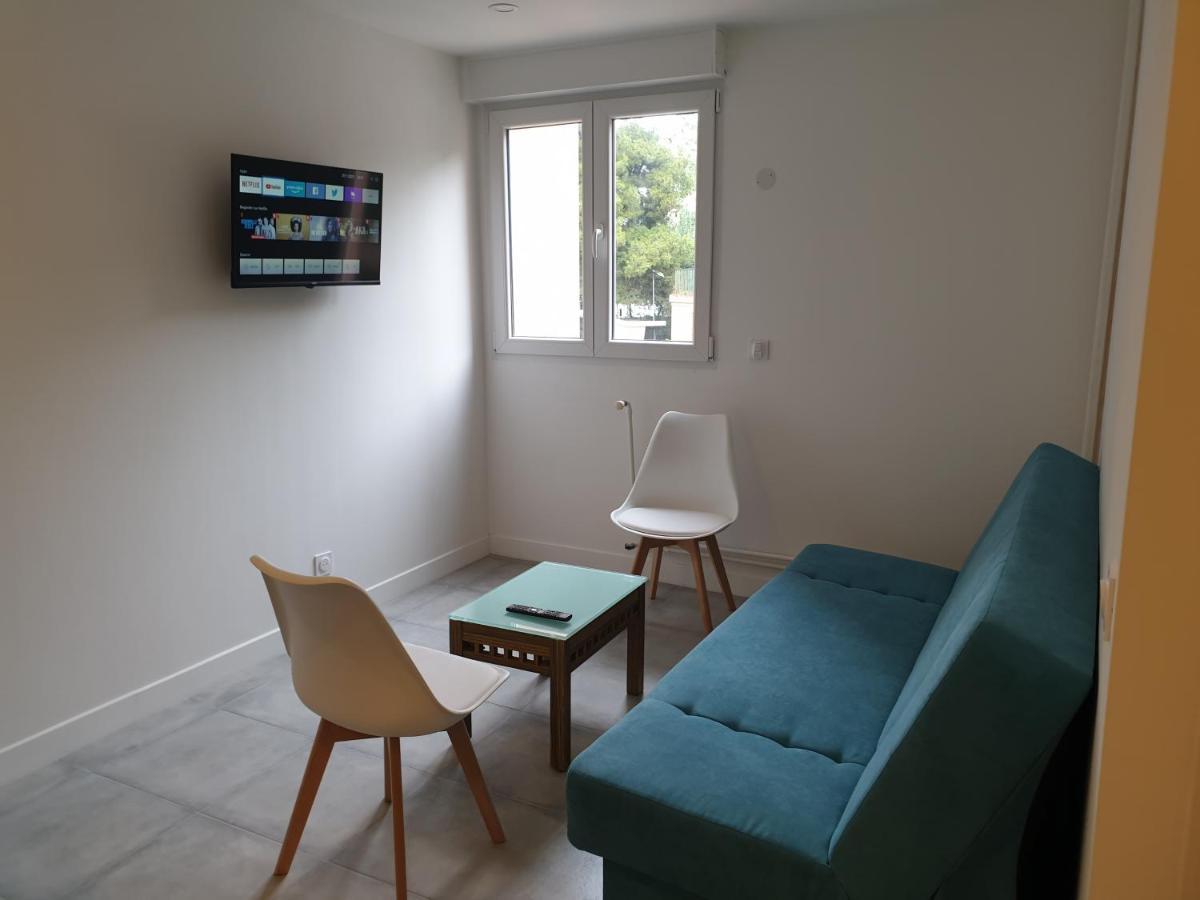 Appartements Renove 2023 Proche Aeroport 5Min, Gare Sncf 2 Min, Tramway Au Pied De L'Immeuble , Parking Possible, Renovated Apartments 2023 Near The Airport 5 Min, Train Station 2 Min, Tram Next To The Building 1 Min, Parking Possible Nice Dış mekan fotoğraf