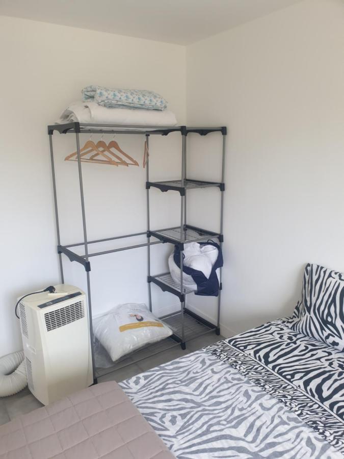 Appartements Renove 2023 Proche Aeroport 5Min, Gare Sncf 2 Min, Tramway Au Pied De L'Immeuble , Parking Possible, Renovated Apartments 2023 Near The Airport 5 Min, Train Station 2 Min, Tram Next To The Building 1 Min, Parking Possible Nice Dış mekan fotoğraf
